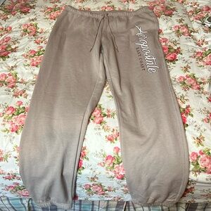 Aeropostale Woman sweatpants!